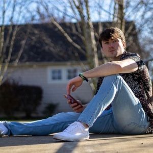 Meet your Posher, Joseph